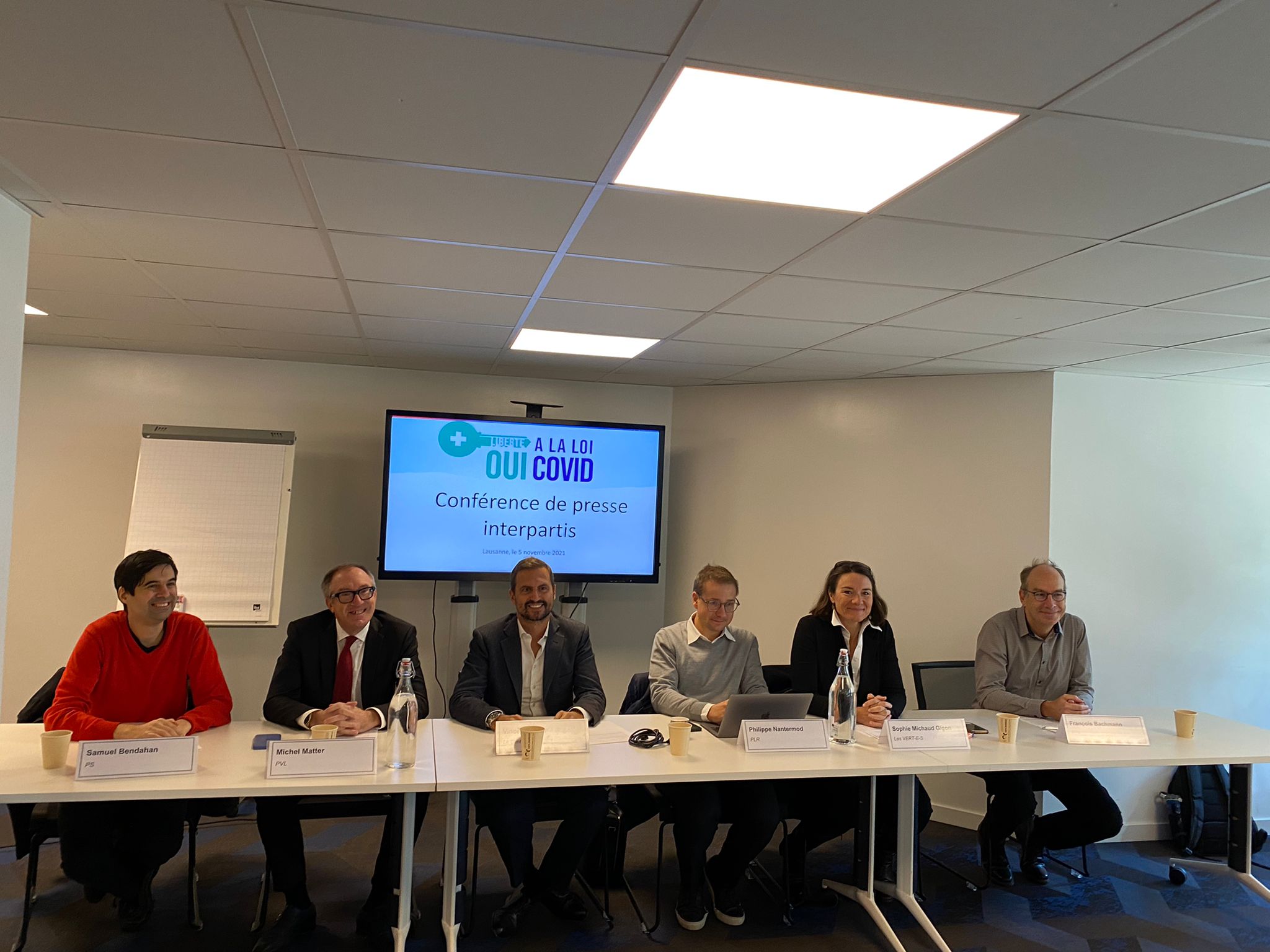 Le comité romand favorable à la loi Covid a présenté ses arguments